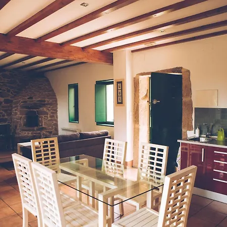 Landhuis Parada De Francos *